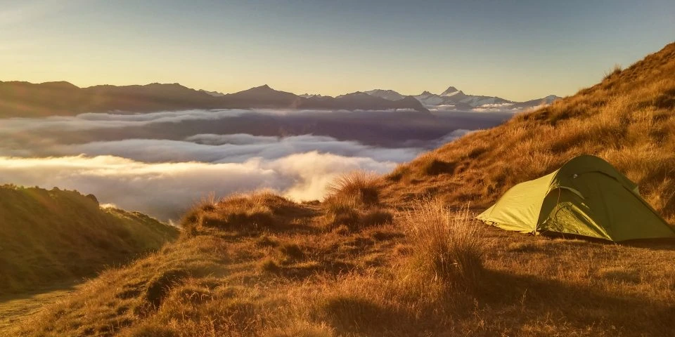 Kampiranje neodvojivo pripada trekkingu